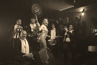 Trip for Bicuits + Ninotchka at Mr Wolfs