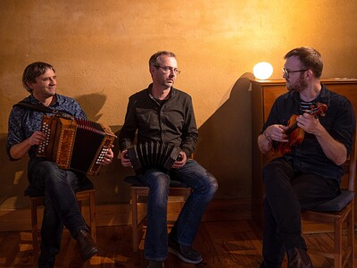Leveret - Greenbank Folk Club at St Anne's Church, Eastville