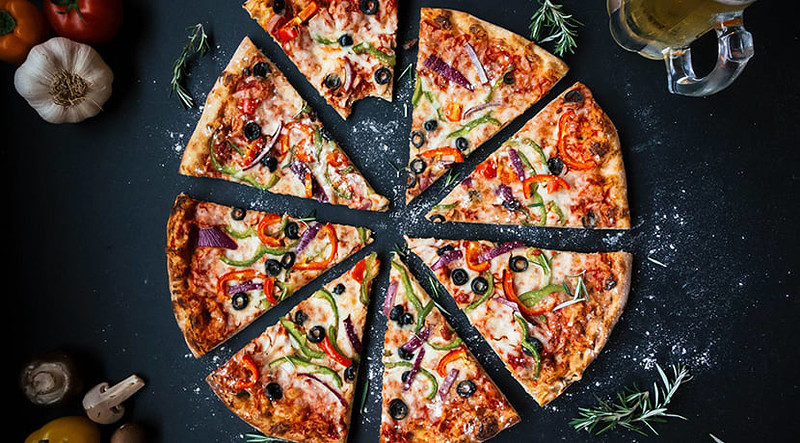 A Pizza & Bottomless Prosecco at Stokes Croft Beer Garden