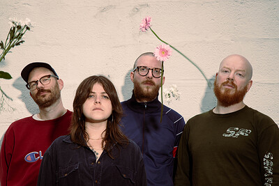 PEACH  + MILO'S PLANES + MP3 CHAINSAW at Strange Brew