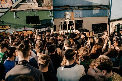 ZONE 1 - w/??? SOUNDSYSTEM - THE BLACK SWAN at The Black Swan