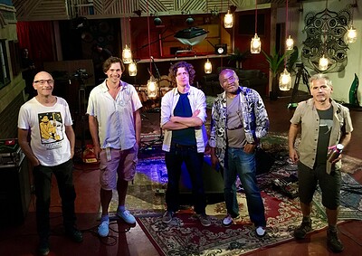 Hélélé at The Canteen