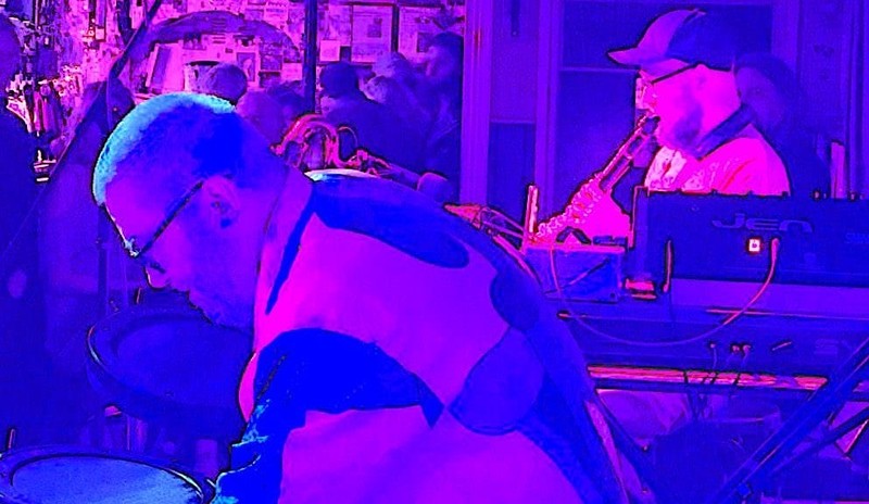 The Defective Comet at The Canteen