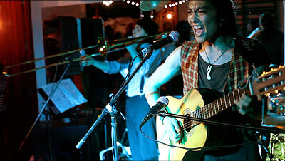Theo Mizú & Banda at The Canteen