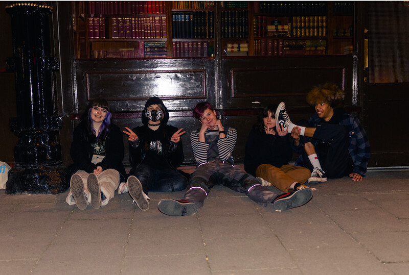 Alpaca Presents | Family Portrait + Support at Crofters Rights