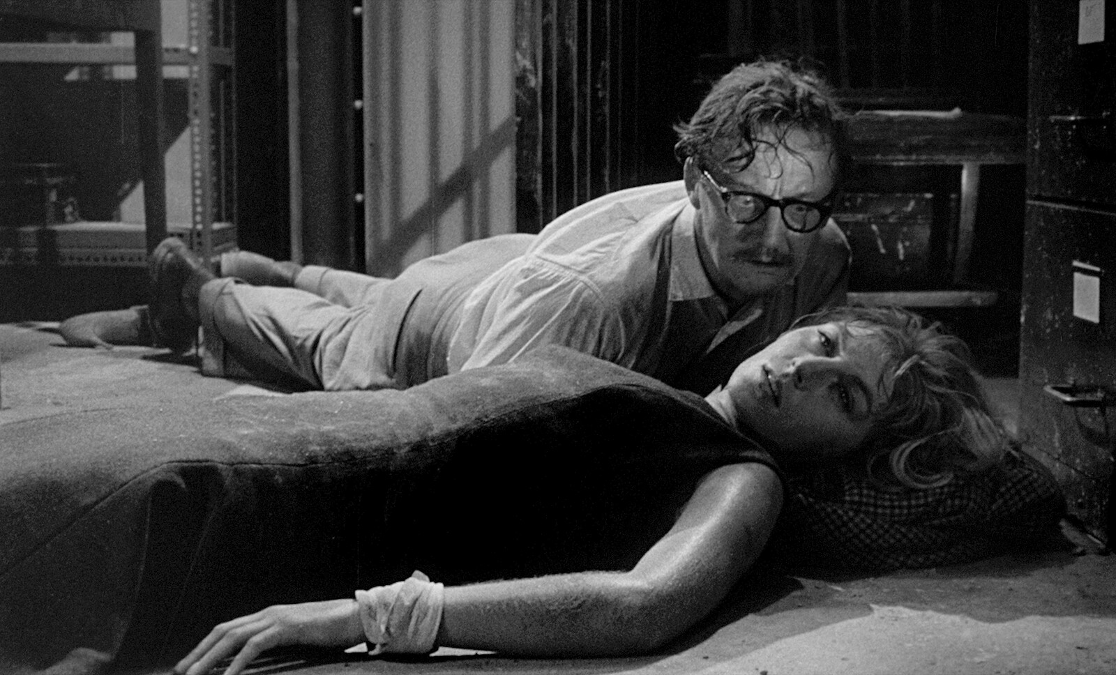 Strongroom  8pm at The Cube