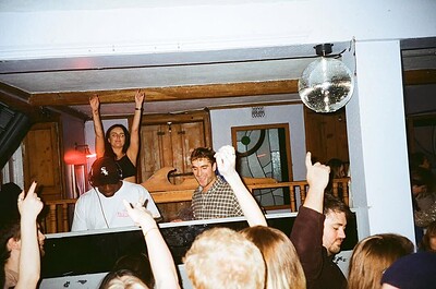 Singalong Saturdays w/ Dylan Max at The Full Moon & Attic Bar