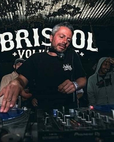 Dj Simmo B2B DRE at The Gallimaufry