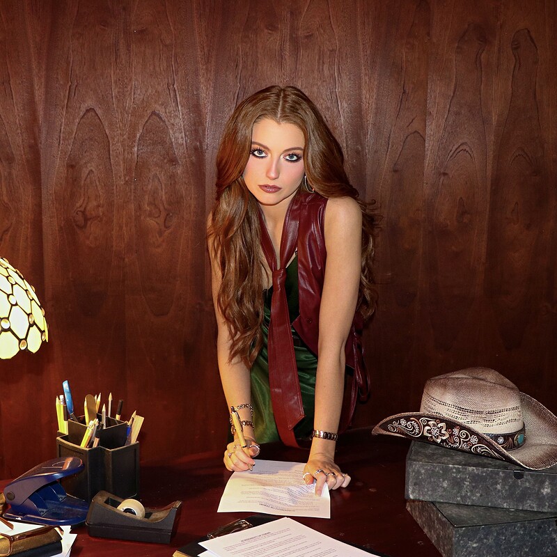 Taynee Lord Pretty Promises Tour at The Golden Lion