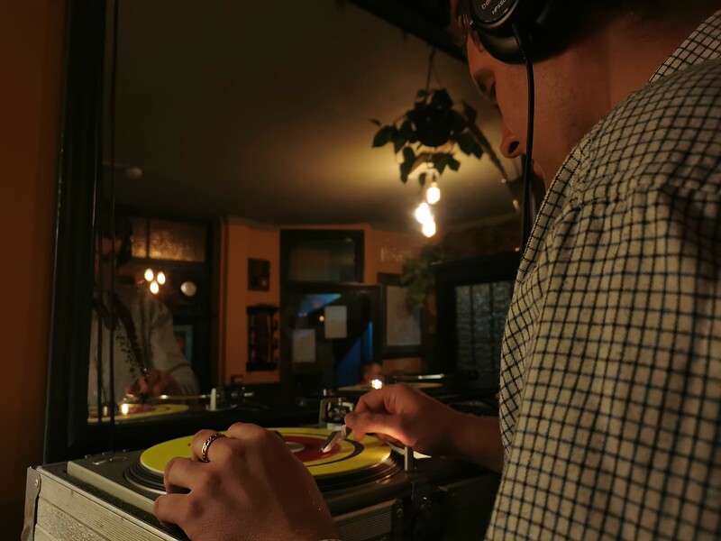 On the Decks: Sorte at The Hare on the Hill