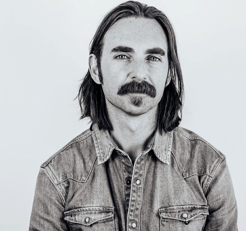 Sam Lewis at The Hen & Chicken