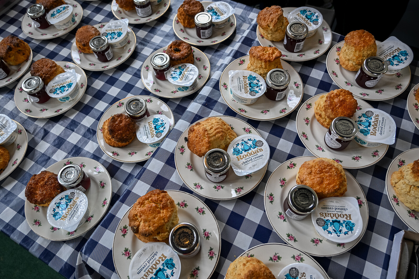 Boomsatsuma x UAL Art and Photography @ The Island - Gallery at The Island