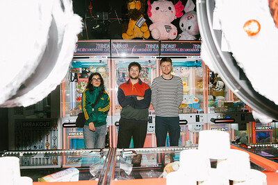 Sunglasz Vendor at The Louisiana