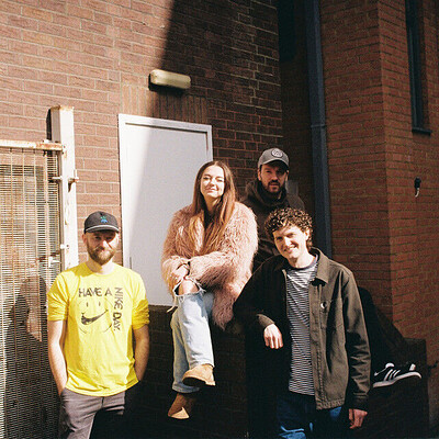 Shrimp Eyes at The Old England Pub