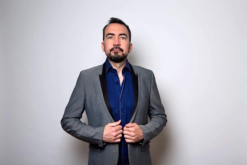 Stephen Carlin: It Not Me, It’s You at The Room Above