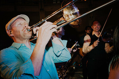 John Roberts + Jam Session at The Stag And Hounds