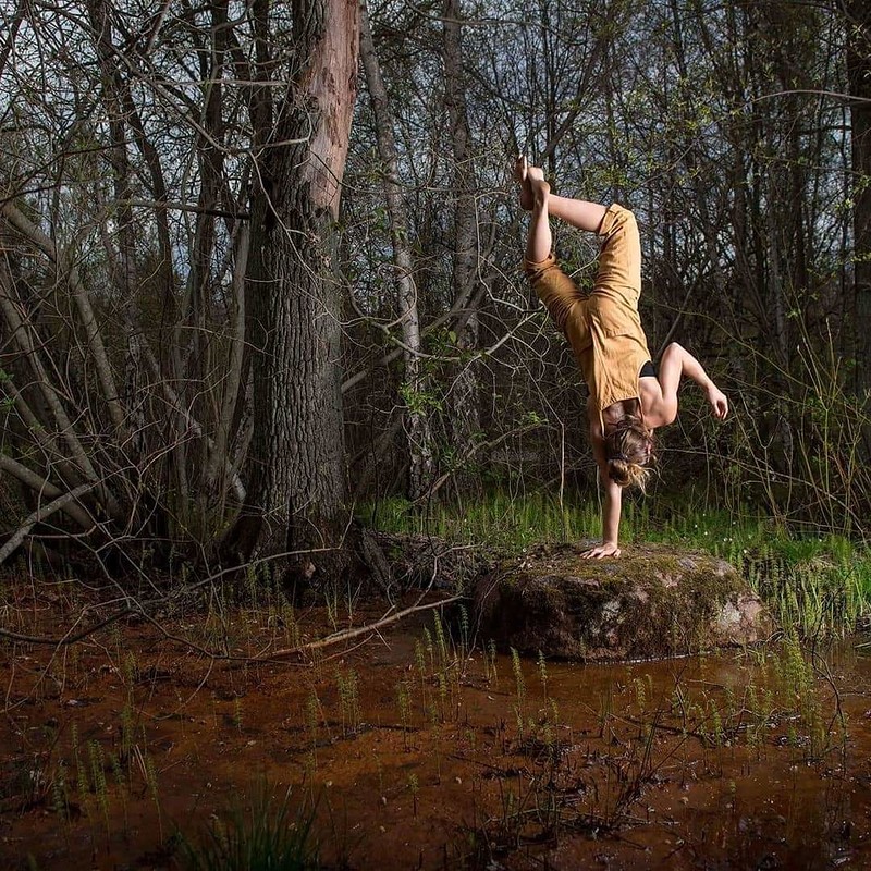 Handbalance and Acrobatics Masterclass at Unit 15