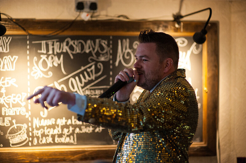 A pub quiz performance in Bristol